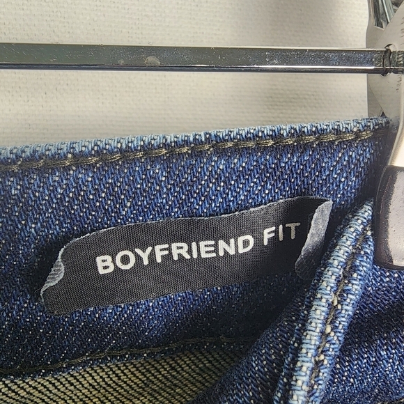 Judy Blue Distressed Boyfriend Fit Red Plaid Underlay Relaxed Holiday Size 30 - Picture 5 of 7